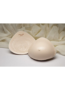 Nearly Me 395 Extra Lightweight Semi-Full Triangle Breast Form